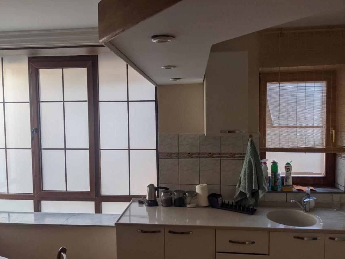 Central Apartment With City View Πρίζρεν Εξωτερικό φωτογραφία